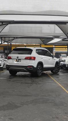 VOLKSWAGEN TAOS 1.4 250 TSI TOTAL FLEX HIGHLINE AUTOMÁTICO